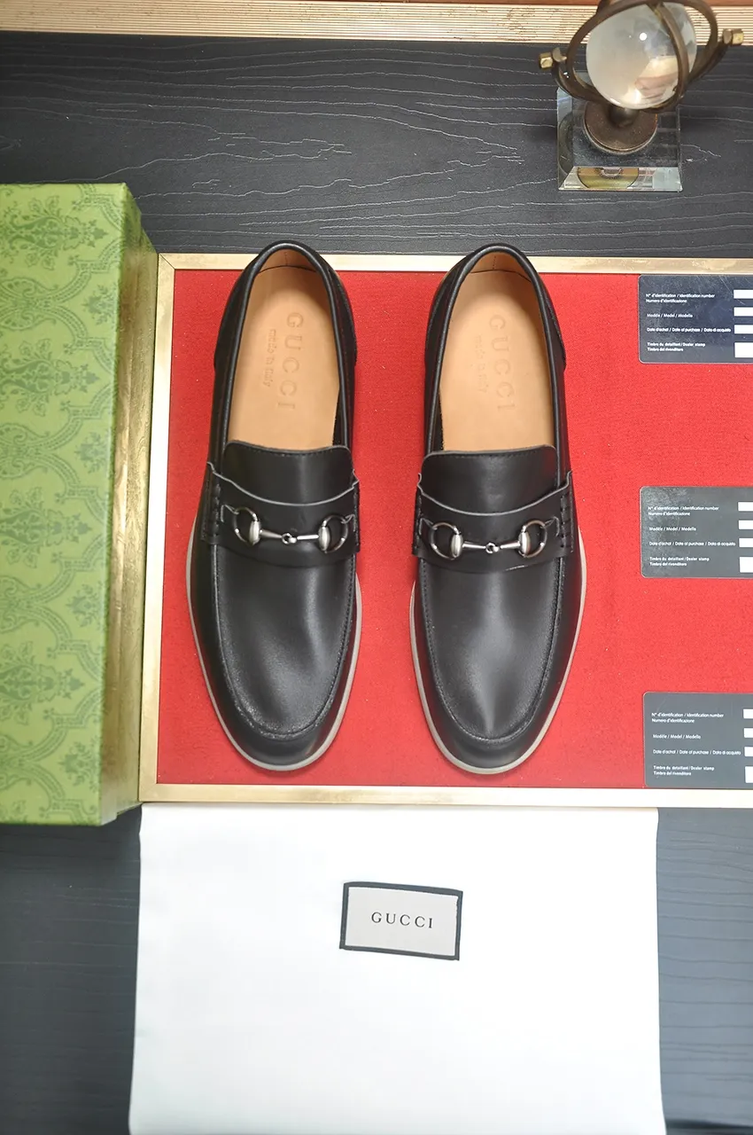 Men's shoes 💰440💶【GUCCI】 (High-end Niuli) New 🍀Gucci* - top version Gucci classic casual leather shoes! It is made of imported original cowhide and has a comfortable first layer of cowhide lining! Original wear-resistant rubber outsole! High quality products! Code number 38-44!